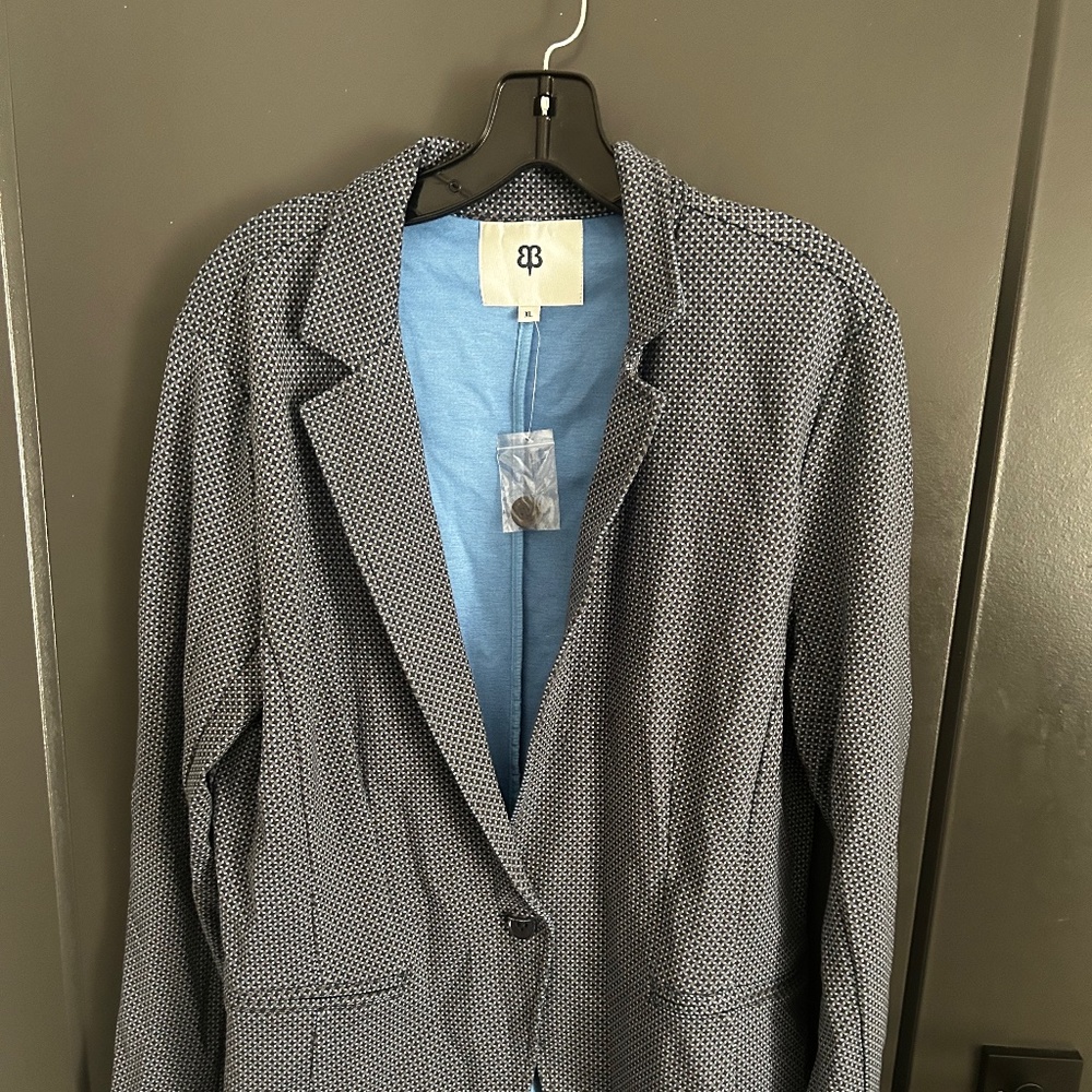 Blue printed blazer, never worn